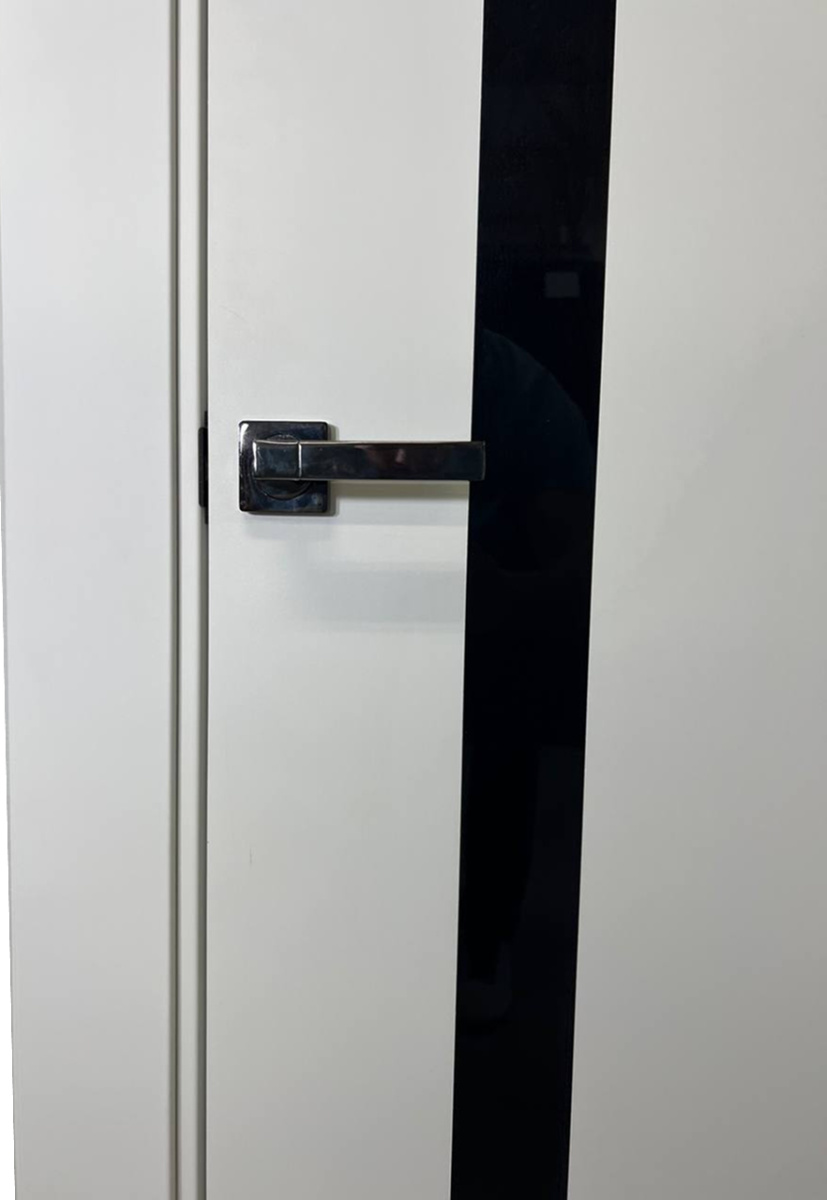 M7, Белая шагрень, Лакобель черный